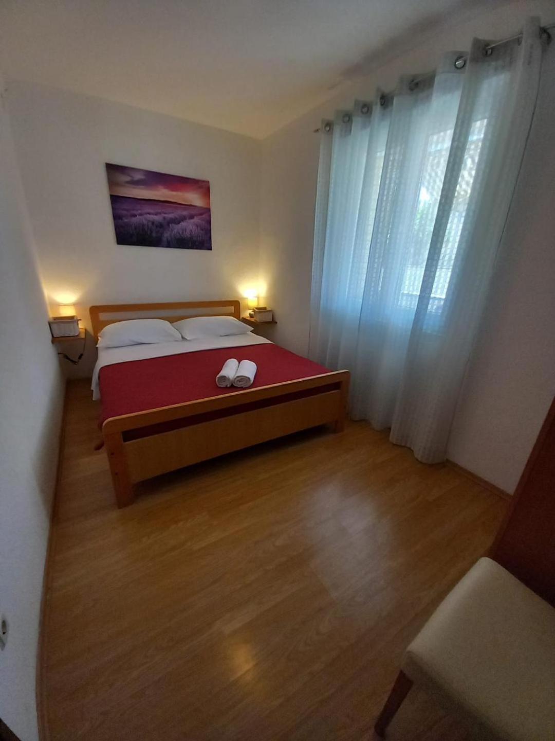 Apartments Pipi Pakostane Exterior photo